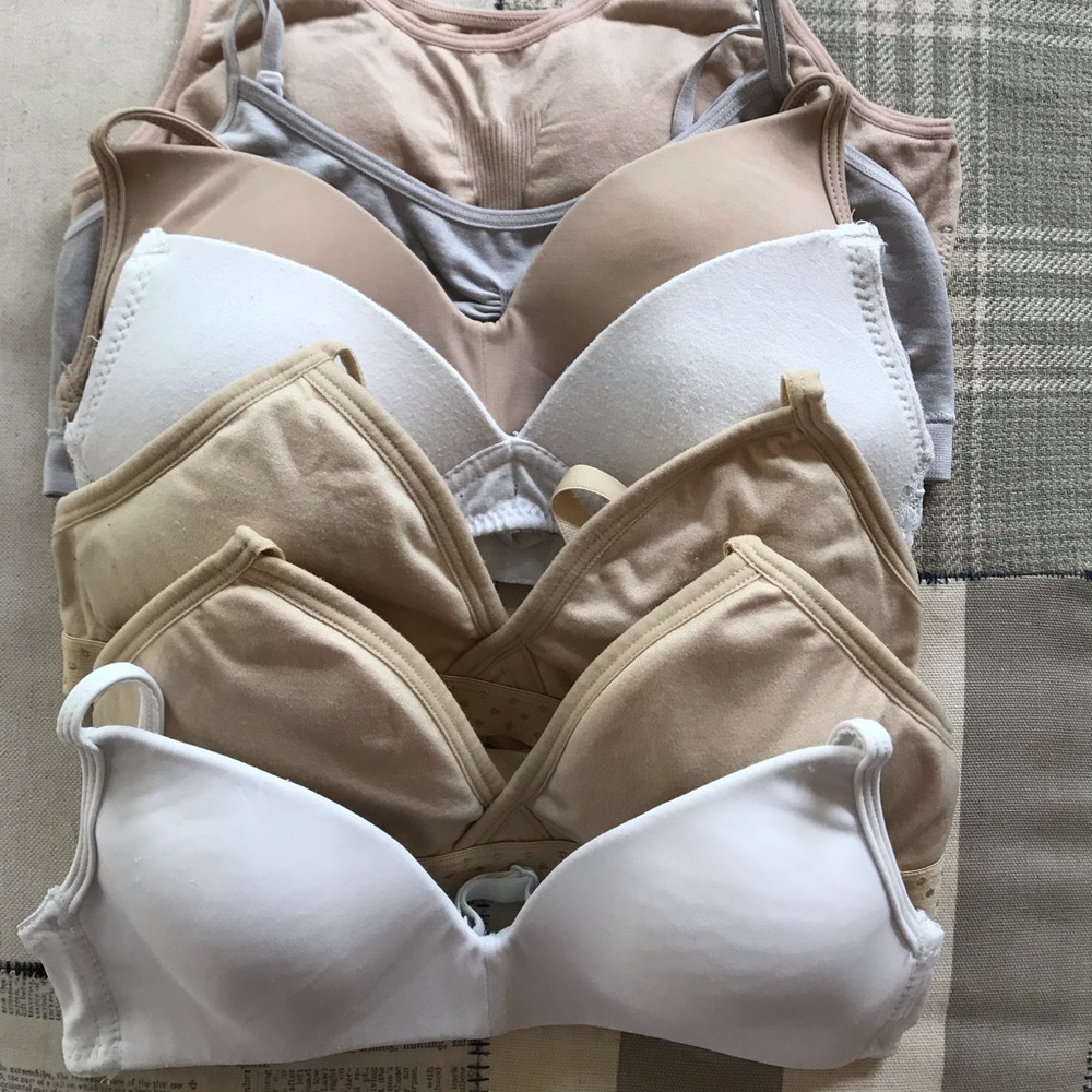 Set of 7 TEEN bras gently used size 30A training